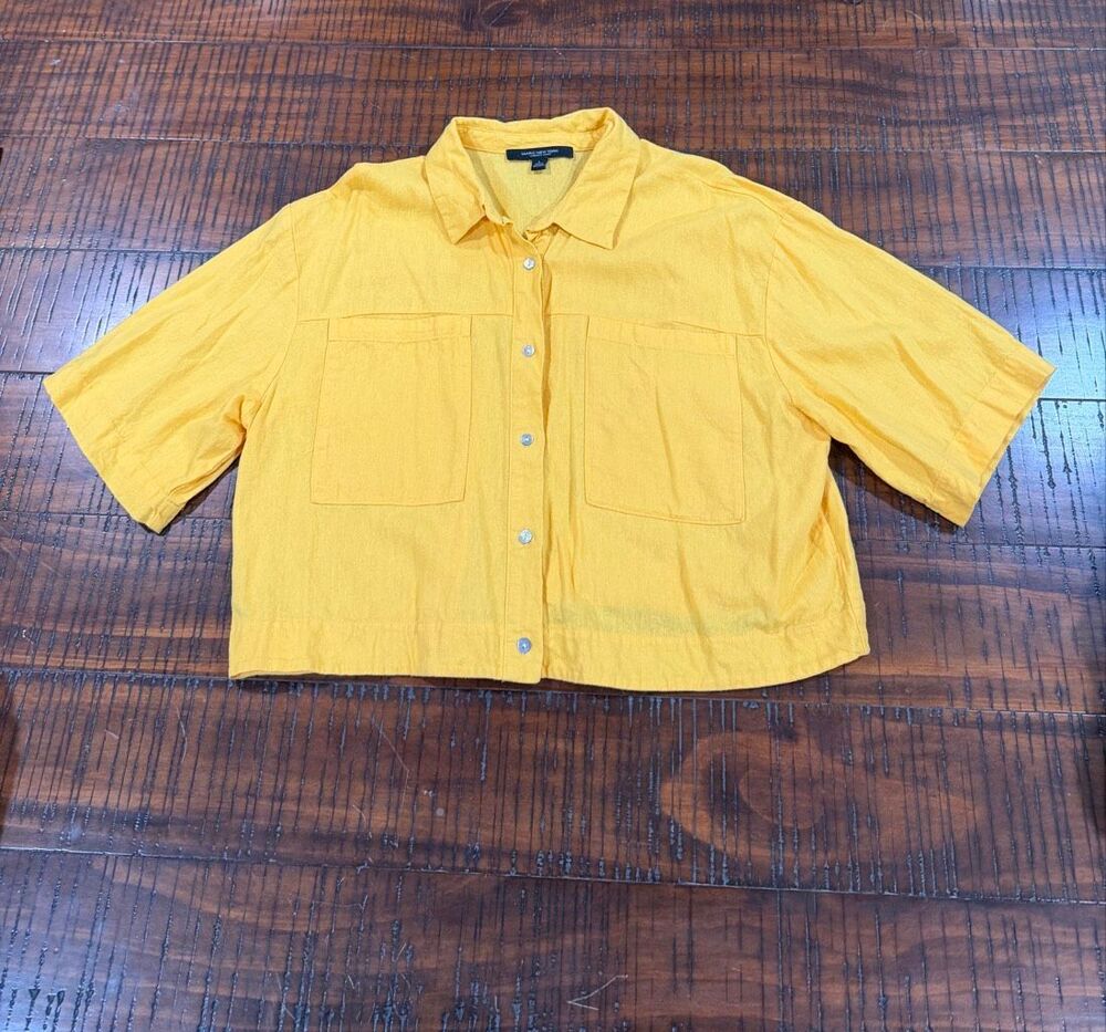 Andrew Marc yellow body cropped linen blend top button down L